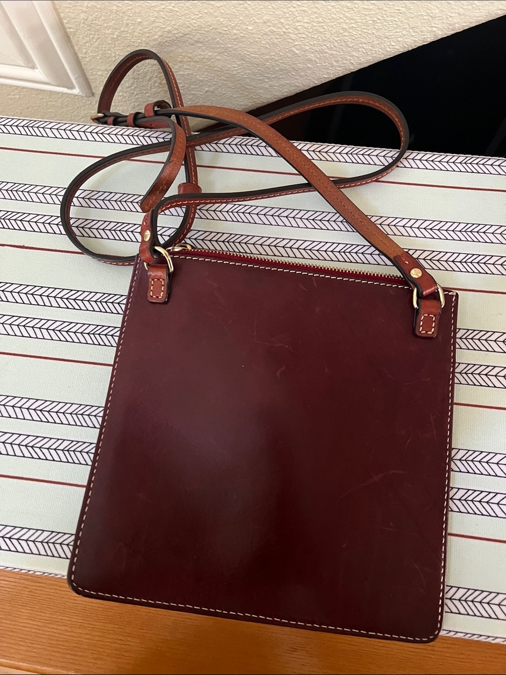 Dooney & Bourke Crossbody Bag - Tan/Burgundy Merlot Color - Picture 3 of 8